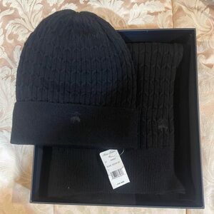 Brooks Brothers Black Knit Beanie and Scarf Set